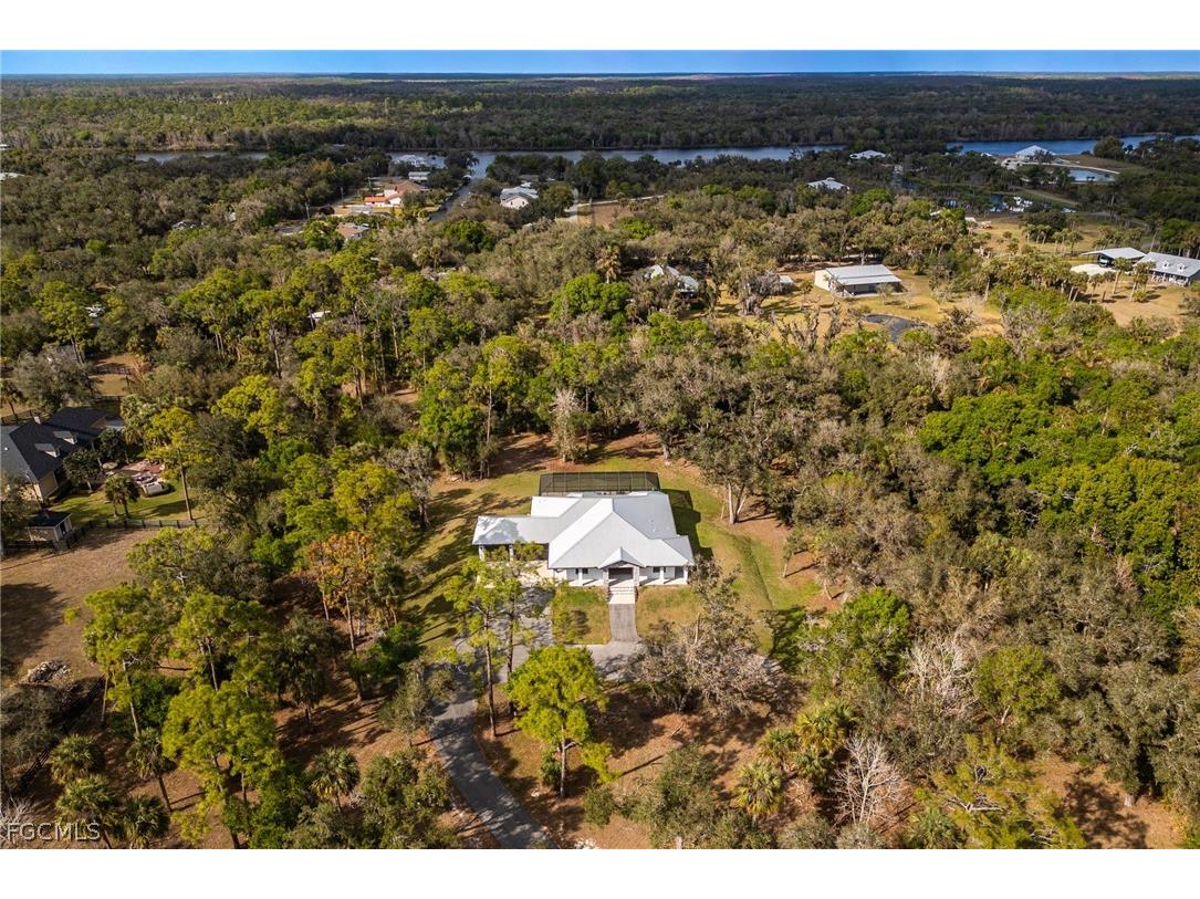 18851 Palm Beach Boulevard Alva FL 33920 2026009679 image1