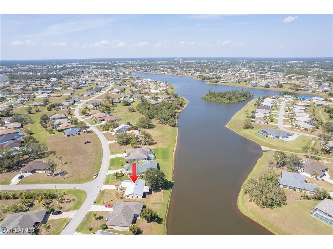 1886 Nuremberg Boulevard Punta Gorda FL 33983 222040702 image1