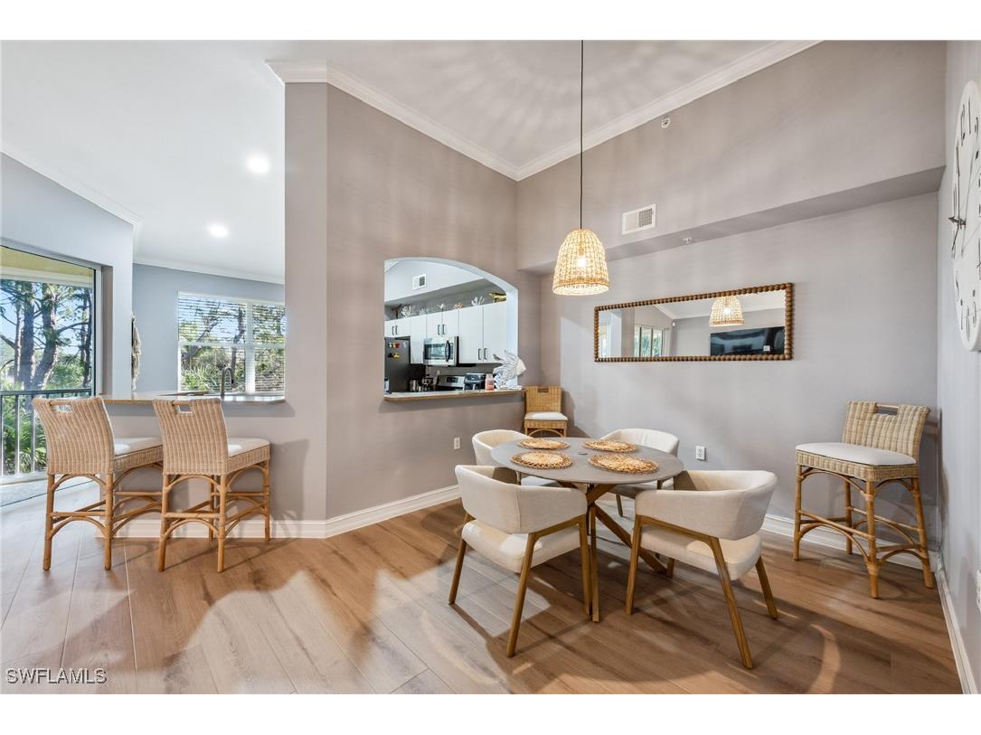 1886 Tarpon Bay Drive S #301 Naples FL 34119 225074672 image1