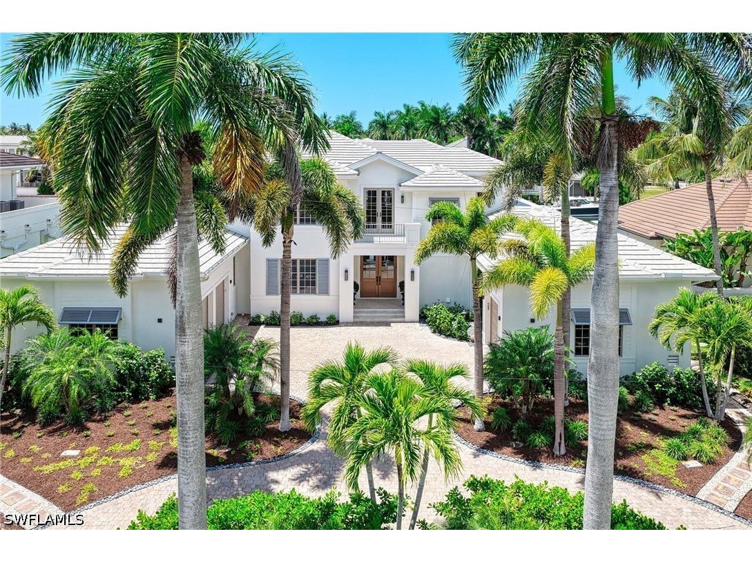 1888 6th Street S Naples FL 34102 226017779 image1
