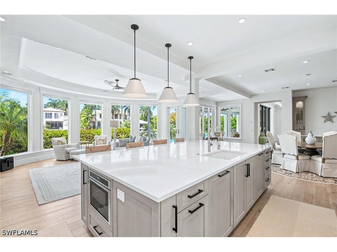 1888 6th Street S Naples FL 34102 226017779 image10
