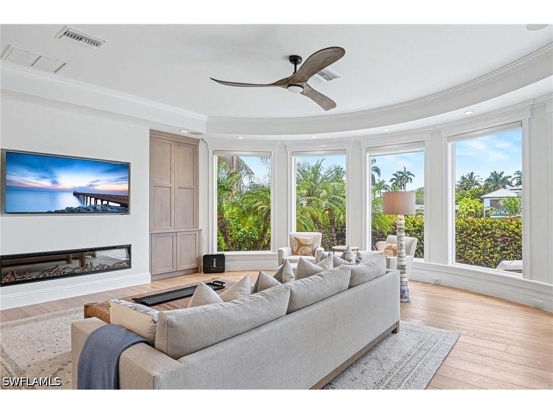 1888 6th Street S Naples FL 34102 226017779 image6
