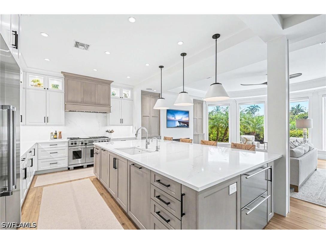 1888 6th Street S Naples FL 34102 226017779 image9