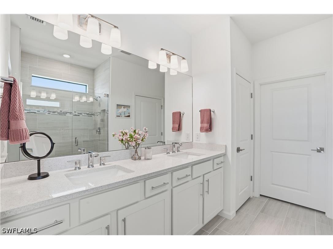 1888 Sierra Court Naples FL 34120 226018651 image16