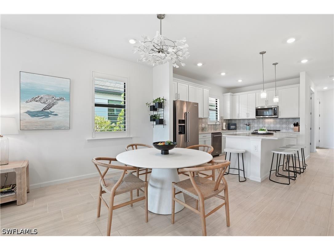 1888 Sierra Court Naples FL 34120 226018651 image3