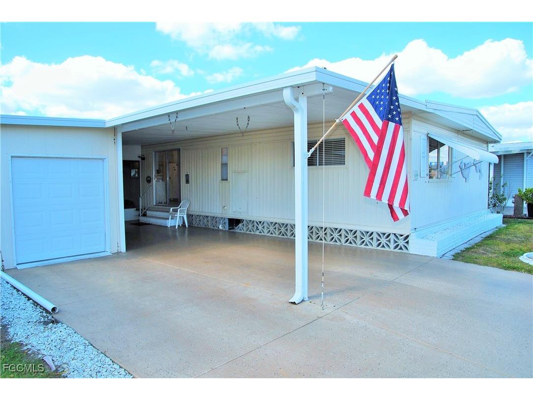 189 Nicklaus Boulevard North Fort Myers FL 33903 2026004635 image4