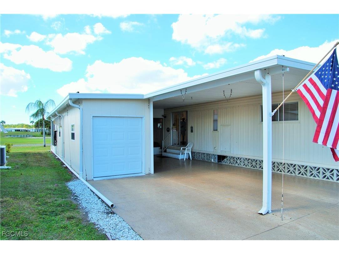 189 Nicklaus Boulevard North Fort Myers FL 33903 2026004635 image5