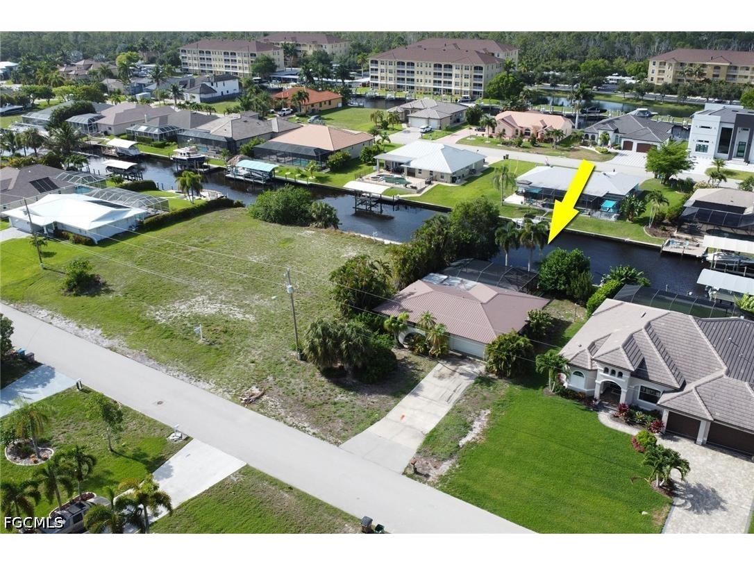 1890 Coral Point Drive Cape Coral FL 33990 2026019862 image1