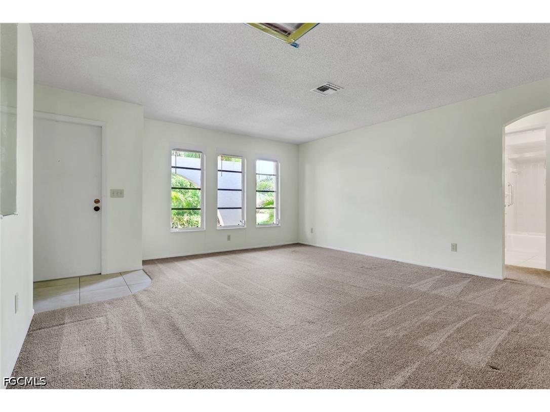 1890 Coral Point Drive Cape Coral FL 33990 2026019862 image9