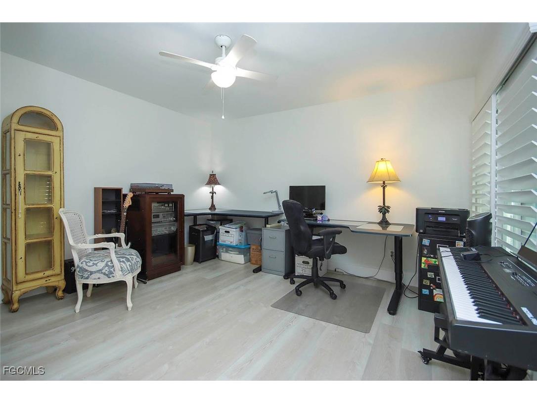 1890 Farm Trail Sanibel FL 33957 2026002503 image11