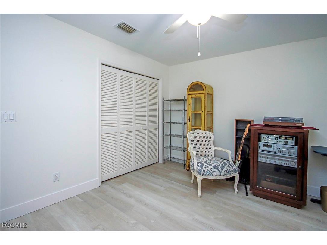 1890 Farm Trail Sanibel FL 33957 2026002503 image12