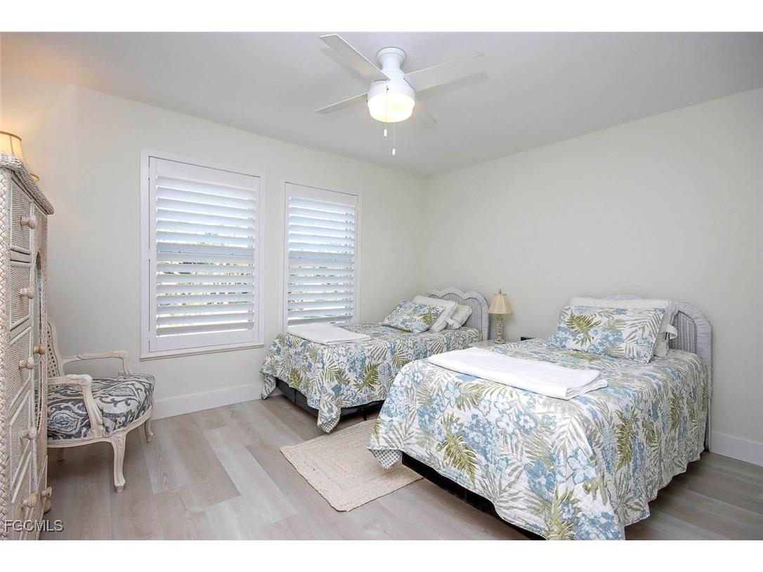 1890 Farm Trail Sanibel FL 33957 2026002503 image19