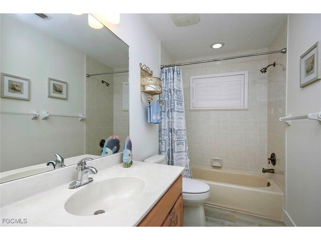1890 Farm Trail Sanibel FL 33957 2026002503 image20