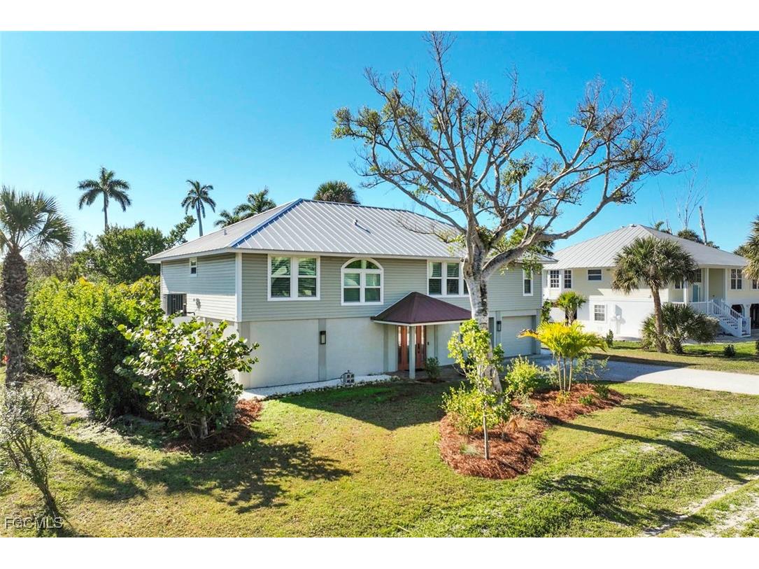 1890 Farm Trail Sanibel FL 33957 2026002503 image3