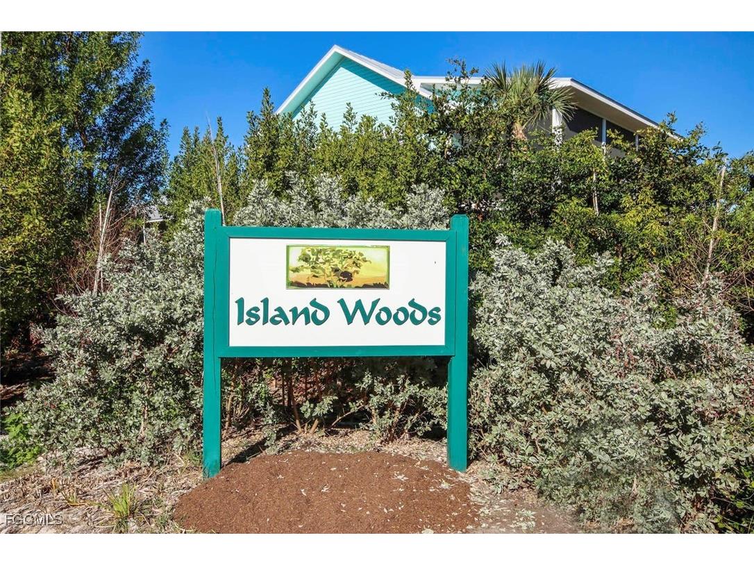 1890 Farm Trail Sanibel FL 33957 2026002503 image33