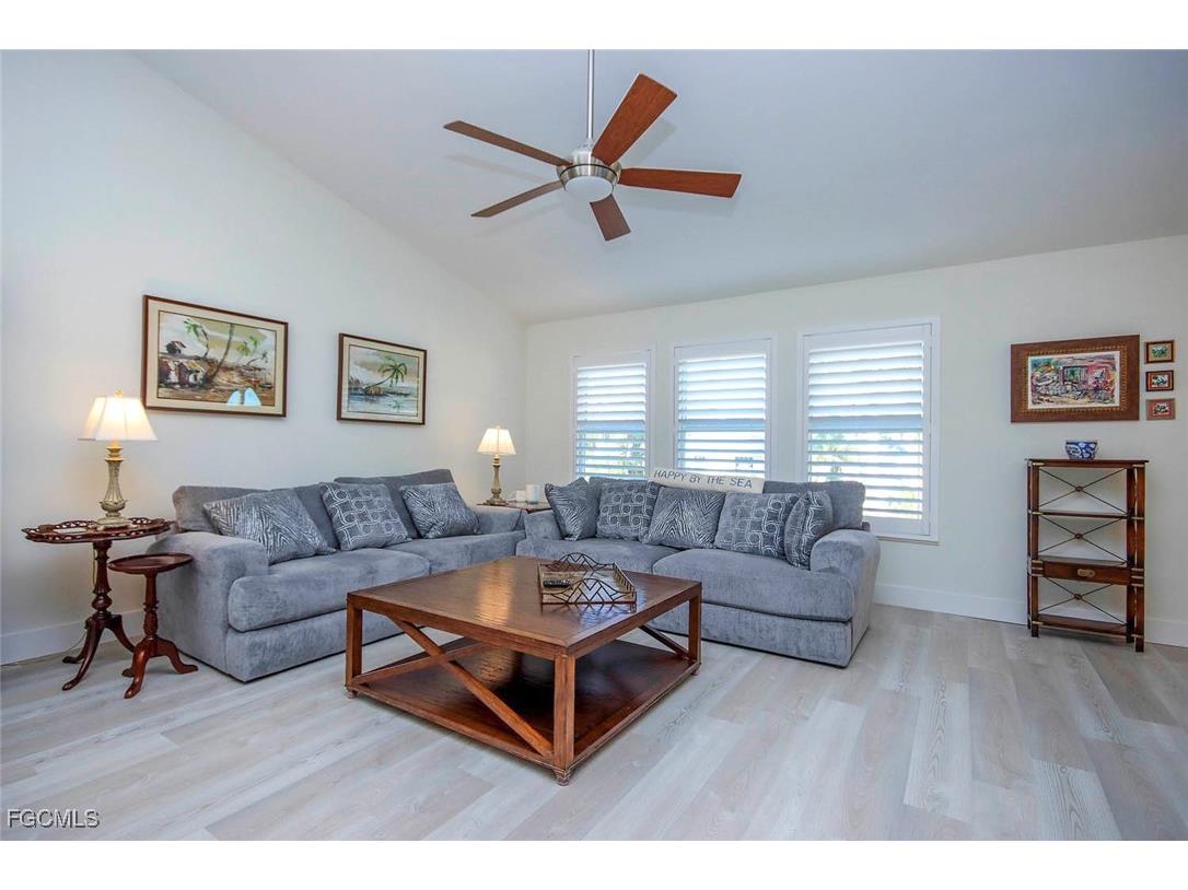 1890 Farm Trail Sanibel FL 33957 2026002503 image5