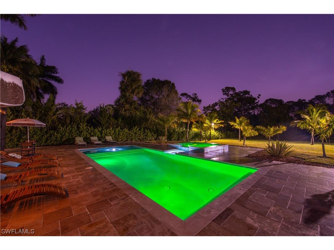 1890 Oakes Boulevard Naples FL 34119 223069802 image3