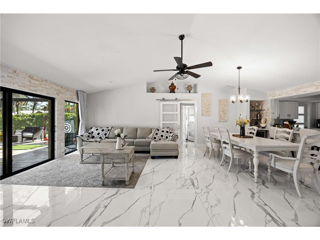 1890 Oakes Boulevard #SE Naples FL 34119 226003459 image12