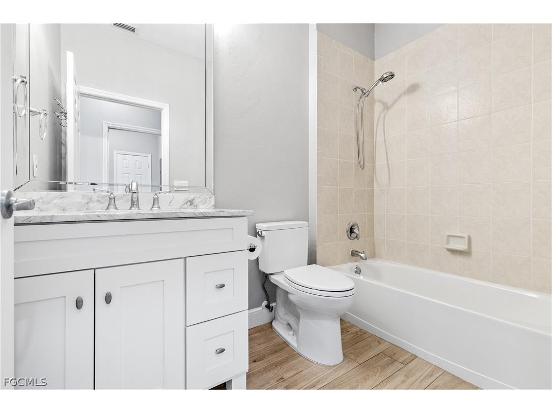 18900 Bay Woods Lake Drive #203 Fort Myers FL 33908 2026007731 image13