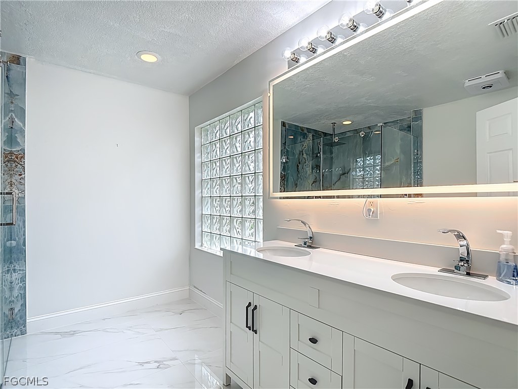 1891 Corona Del Sire Drive North Fort Myers FL 33917 2026013199 image19