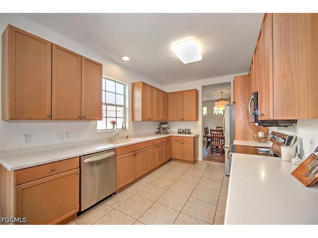 18910 Bay Woods Lake Drive #203 Fort Myers FL 33908 2026026144 image16