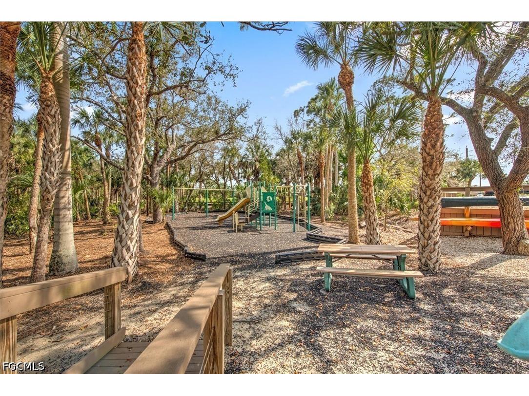 18910 Bay Woods Lake Drive #203 Fort Myers FL 33908 2026026144 image28