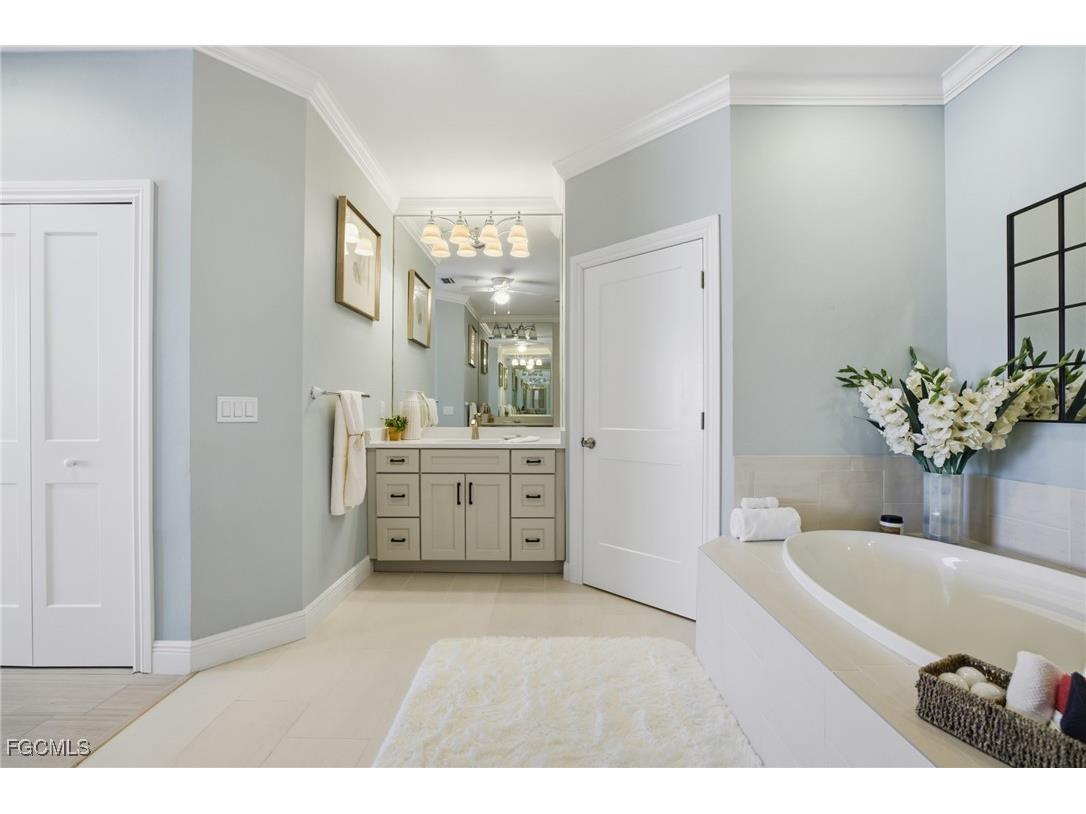 18911 Bay Woods Lake Drive #102 Fort Myers FL 33908 2025013476 image21