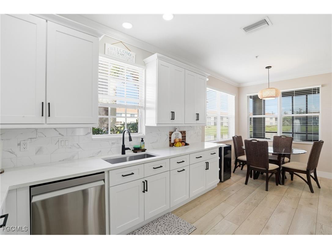 18921 Bay Woods Lake Drive #101 Fort Myers FL 33908 2025017334 image18