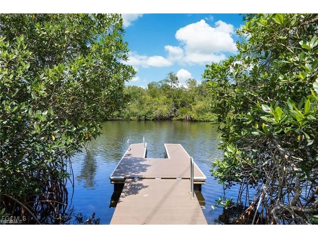 18921 Bay Woods Lake Drive #101 Fort Myers FL 33908 2025017334 image34