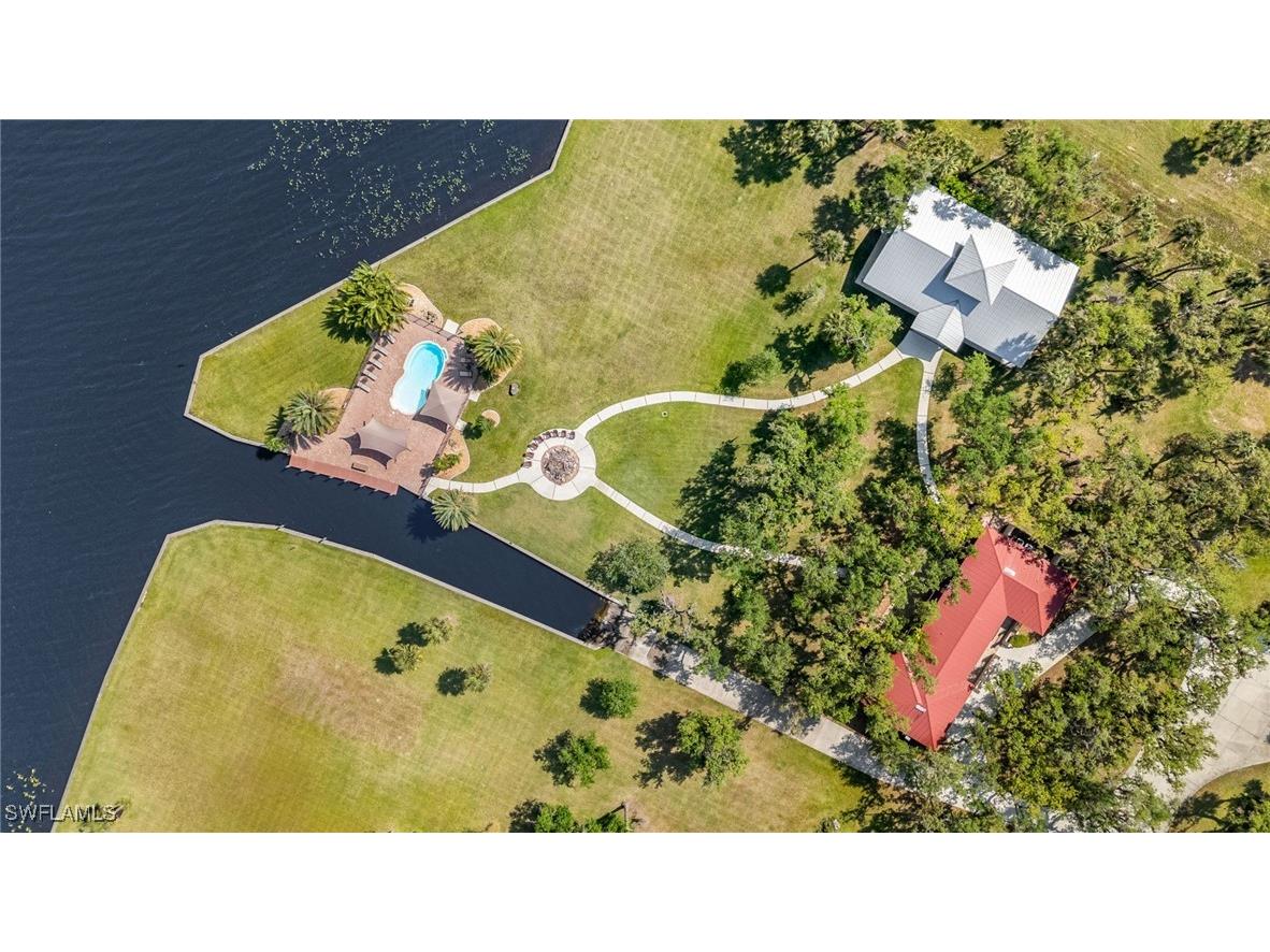 18925 S River Road Alva FL 33920 225035694 image1