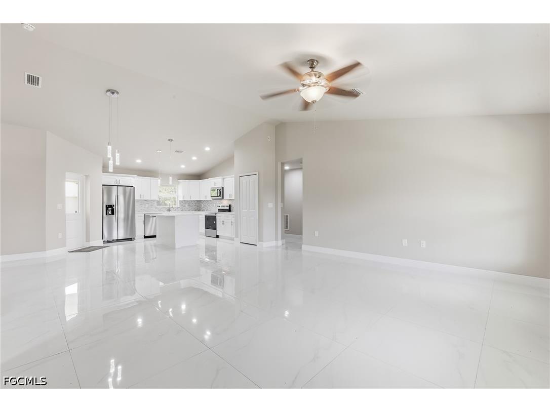1893 Weldon Avenue Lehigh Acres FL 33972 2026026711 image2