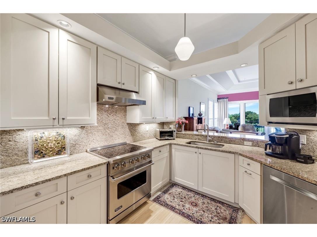 1895 Les Chateaux Boulevard #302 Naples FL 34109 226019491 image9