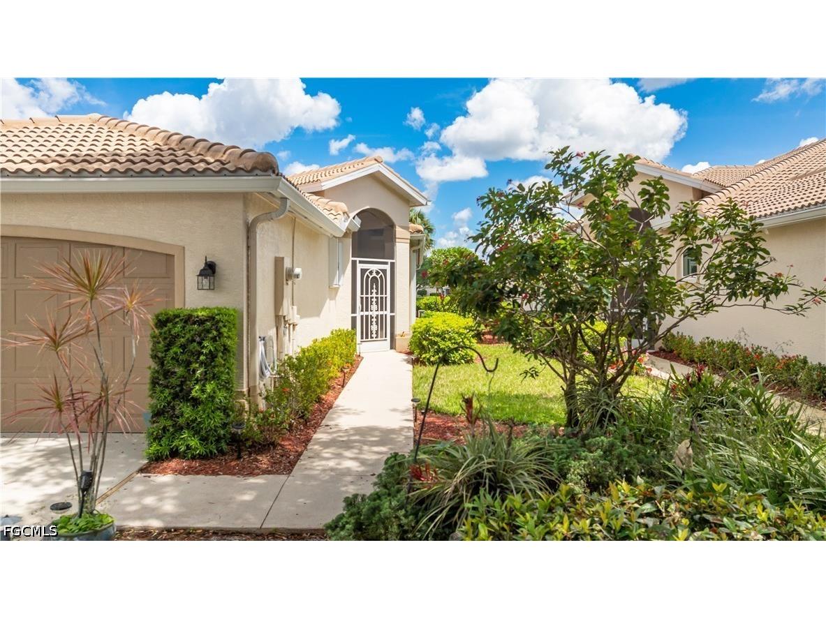 1896 Crestview Way #A47 Naples FL 34119 2026018669 image2