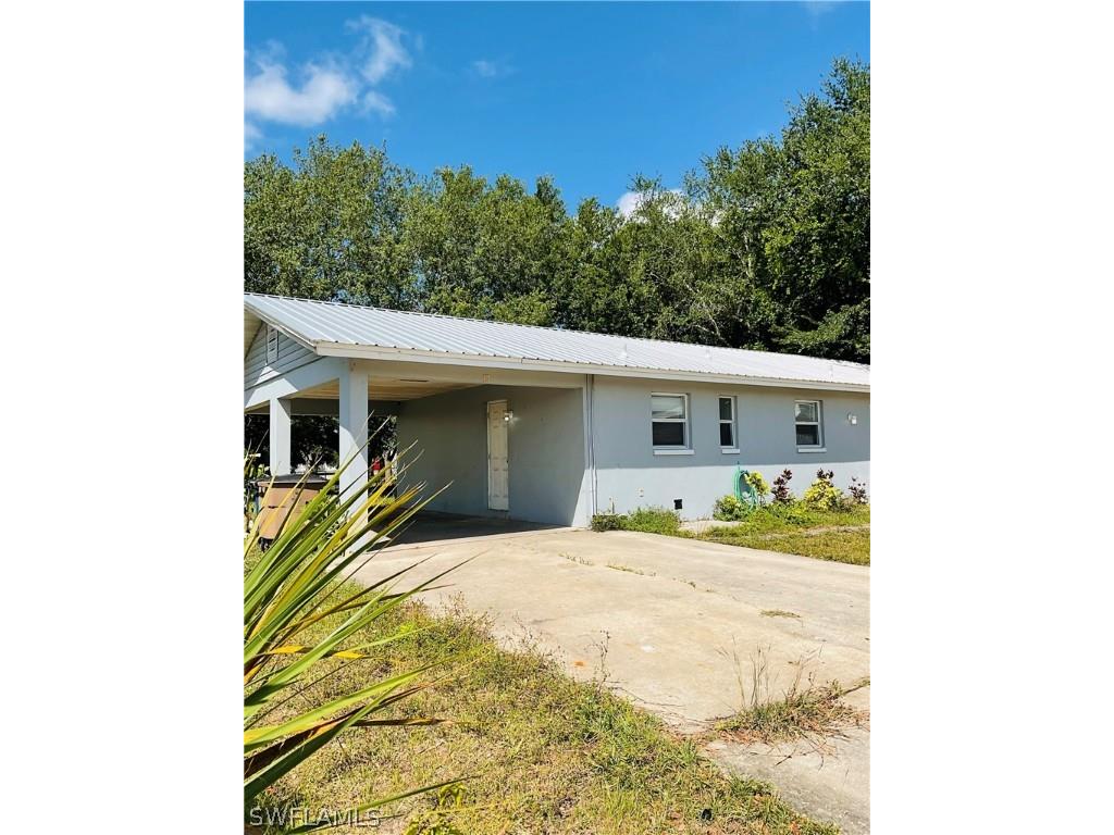 19 Arizona Road Lehigh Acres FL 33936 224041693 image1