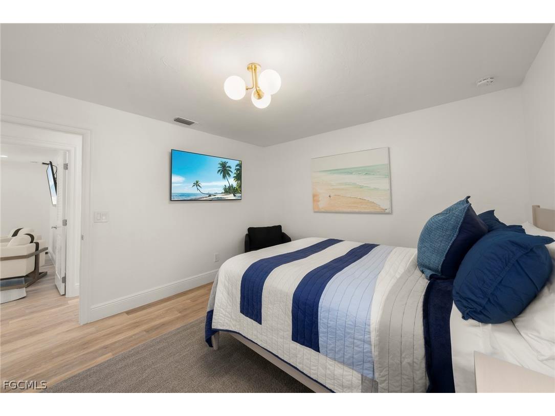 19 Beach Homes Captiva FL 33924 2026010269 image32