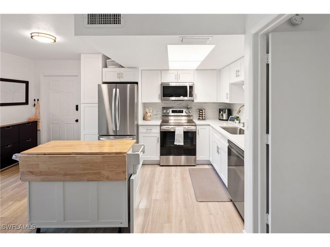 19 Bob O Link Court #A Naples FL 34105 225064865 image1