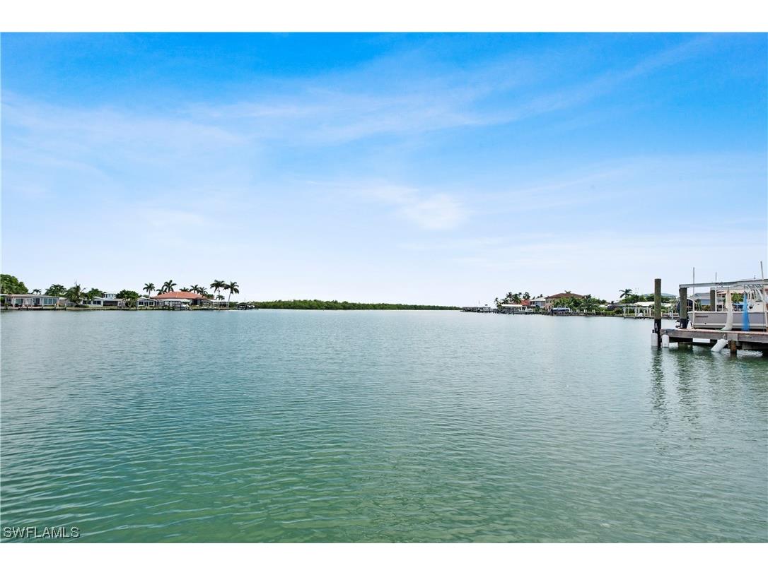 19 Capri Boulevard Naples FL 34113 223075187 image1