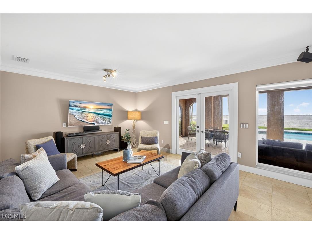 19 George Town Fort Myers FL 33919 2026009935 image11