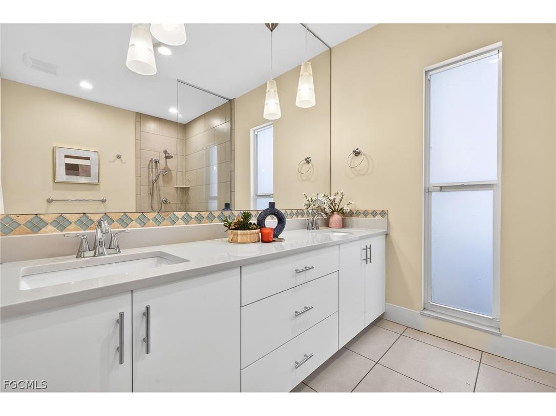 19 George Town Fort Myers FL 33919 2026009935 image25