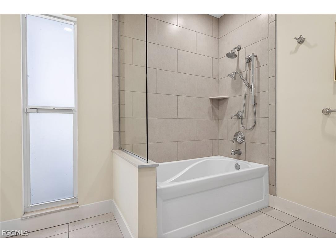 19 George Town Fort Myers FL 33919 2026009935 image27