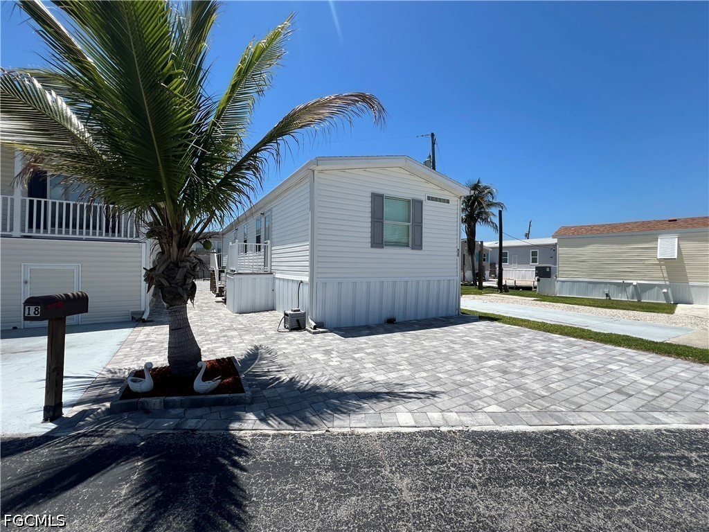 19 Helen Lane Fort Myers Beach FL 33931 2026019523 image21