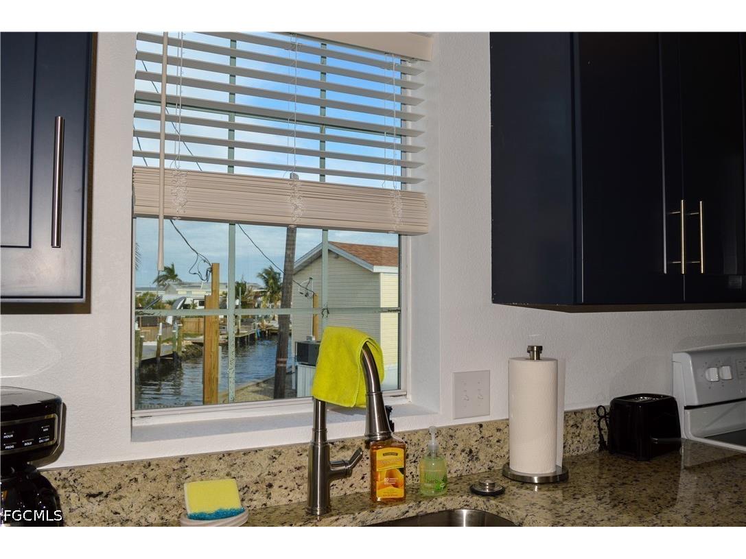 19 Helen Lane Fort Myers Beach FL 33931 2026019523 image8