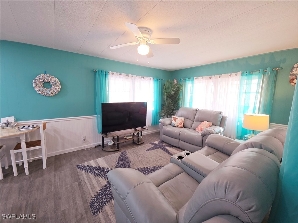 19 Moorhead Manor Naples FL 34112 225010843 image10