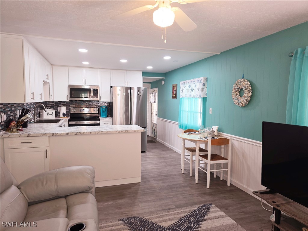 19 Moorhead Manor Naples FL 34112 225010843 image11