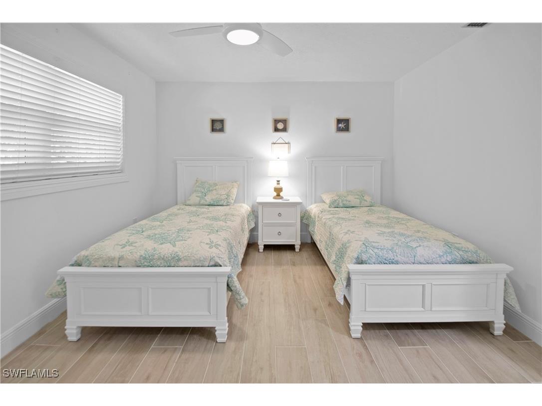 19 Pelican Street E Naples FL 34113 225066042 image19