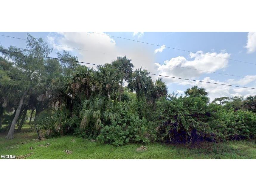 190 19th Street NW Naples FL 34120 2026019457 image1