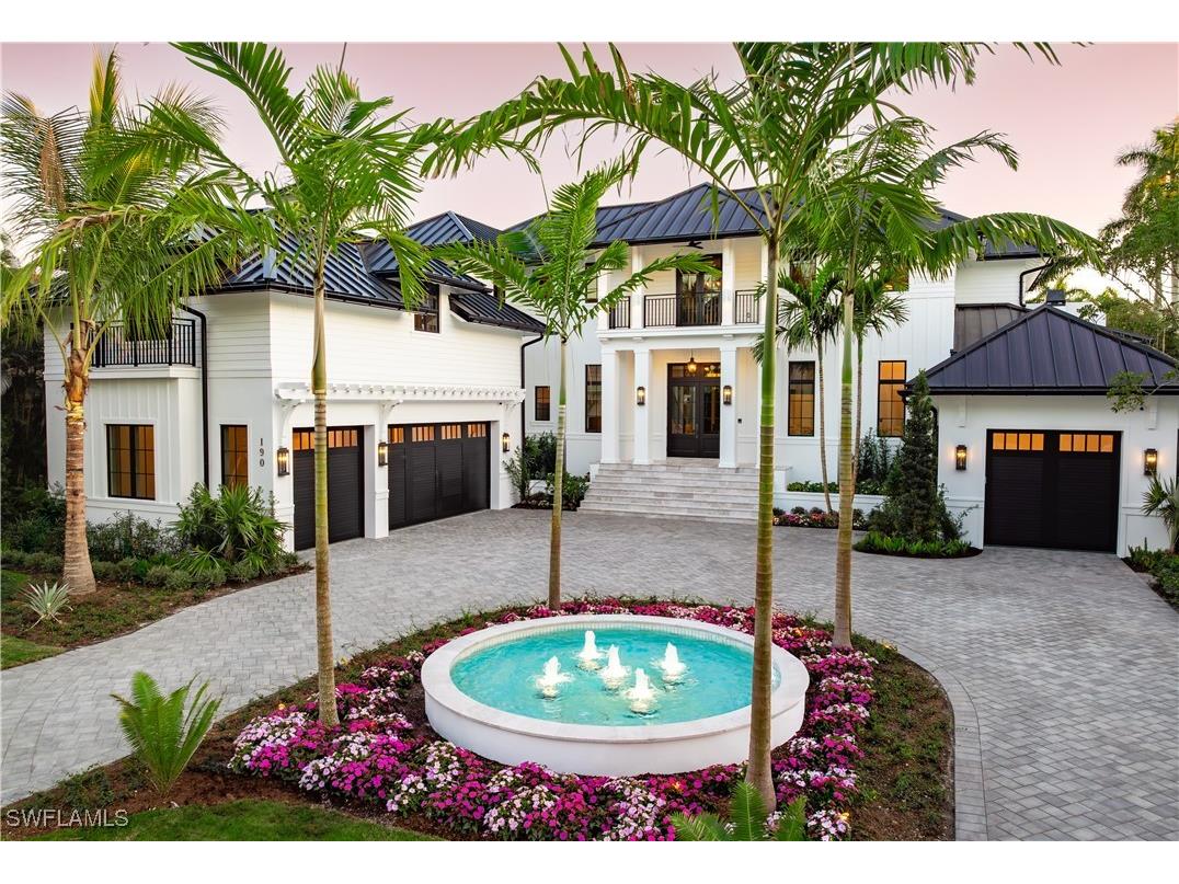 190 7th Avenue N Naples FL 34102 223079436 image1