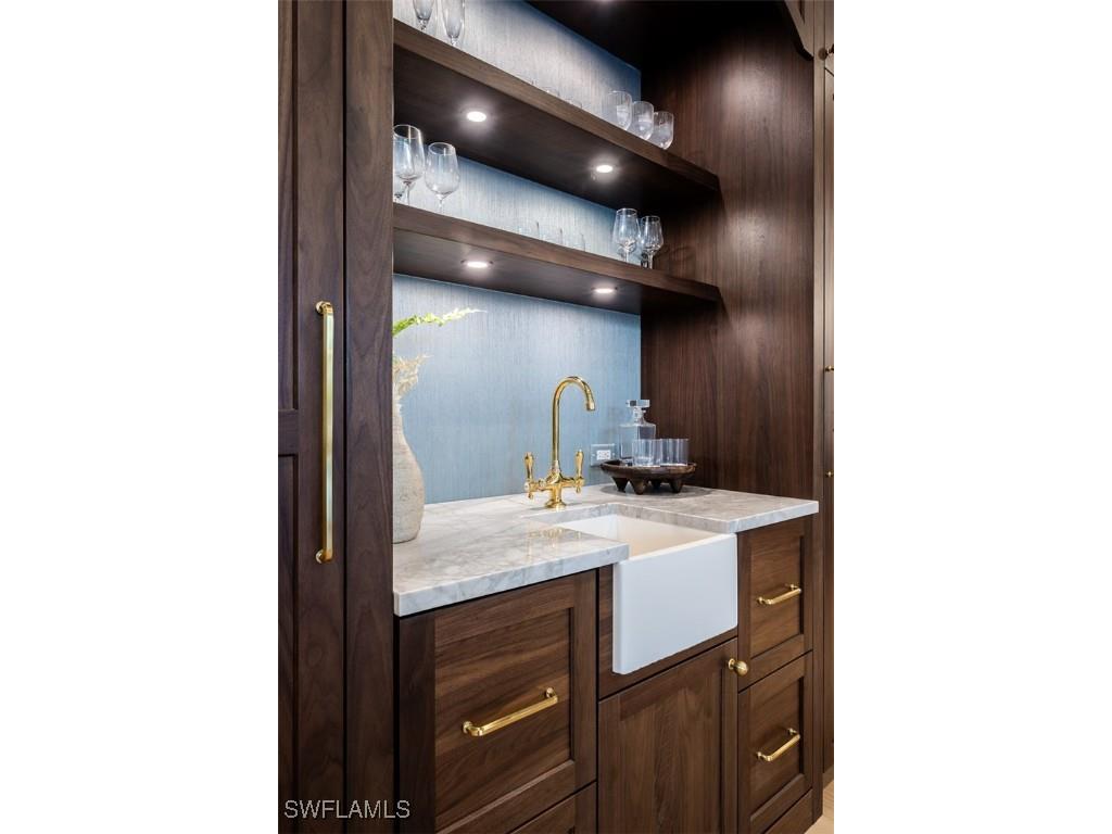 190 7th Avenue N Naples FL 34102 223079436 image11