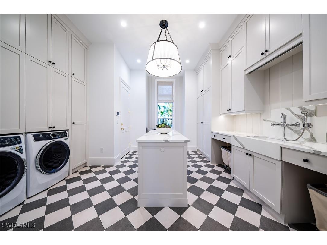 190 7th Avenue N Naples FL 34102 223079436 image17