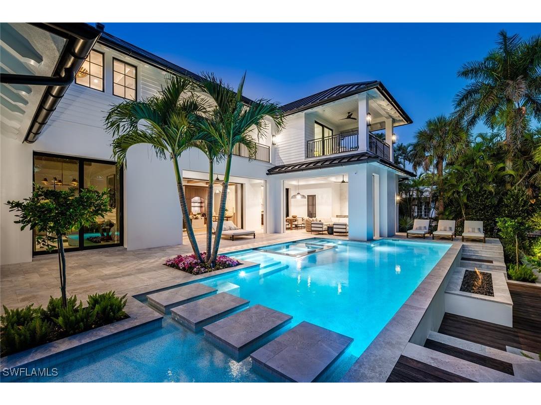 190 7th Avenue N Naples FL 34102 223079436 image2